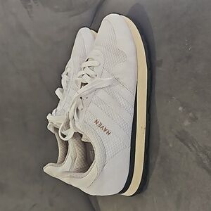 Adidas Haven sneakers